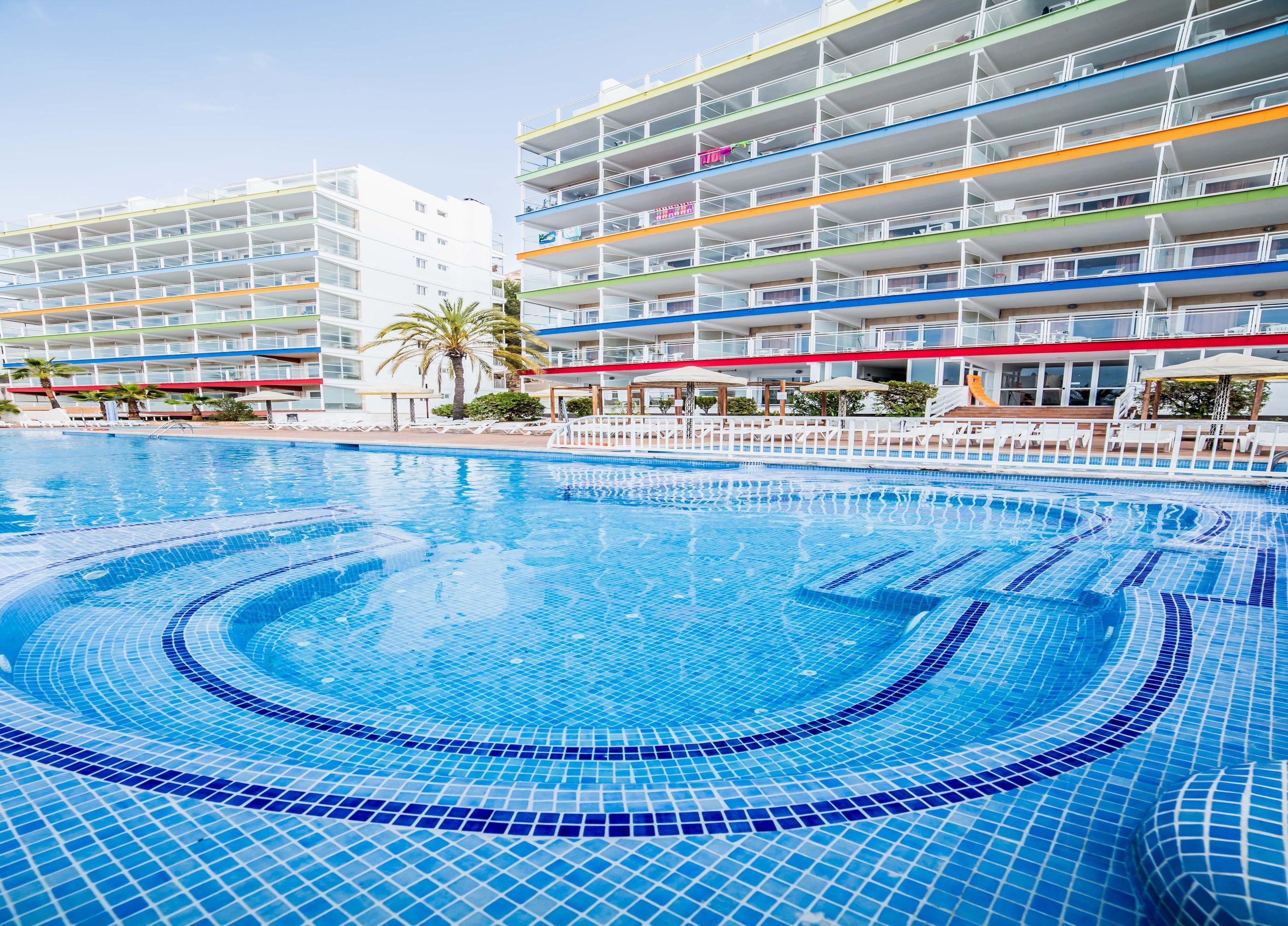 Pierre & Vacances Mallorca Deya Santa Ponça Exterior foto